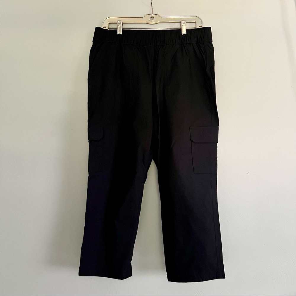 Eddie Bauer Women’s Black Cargo Pants